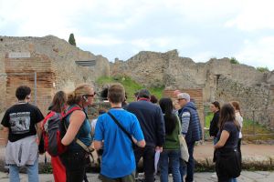 Pompeii Guided Tour from Naples
