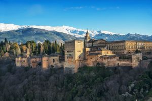 Granada's Majestic Monuments Tour
