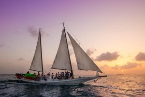 Key West Private Sunset Sail with Drinks