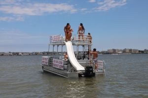 2-Hour Sunset Party Pontoon Rental