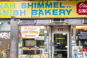 Private Lower East Side, Chinatown and Little Italy Food Tour