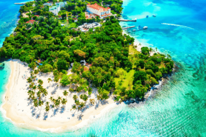 Haitises + Cayo Levantado ( Bacardi Island ) image