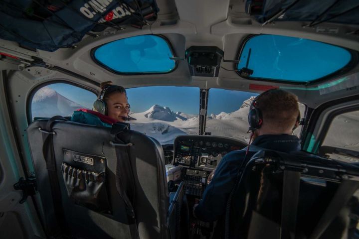 Luxury Heli Wine Tasting Experience – Queenstown image