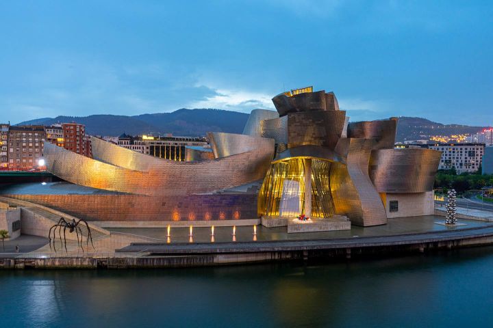 Guggenheim Museum Bilbao: Entry Tickets image