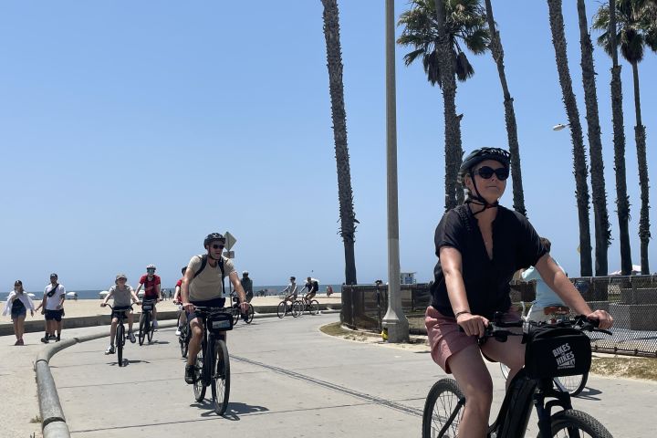 Los Angeles Bike Rental (Pedal & E-bikes) image