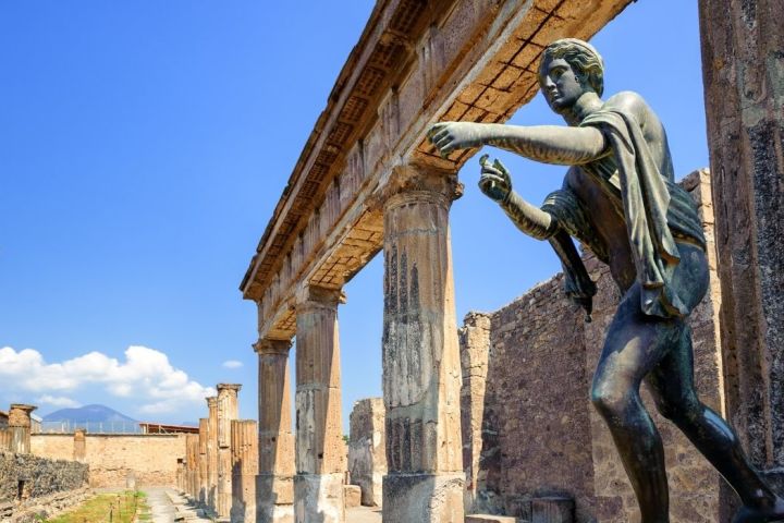 Pompeii by High-speed Train from Rome with Cooking Class and Lunch  image