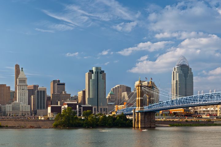 Best of Cincinnati Tour with River Cruise image