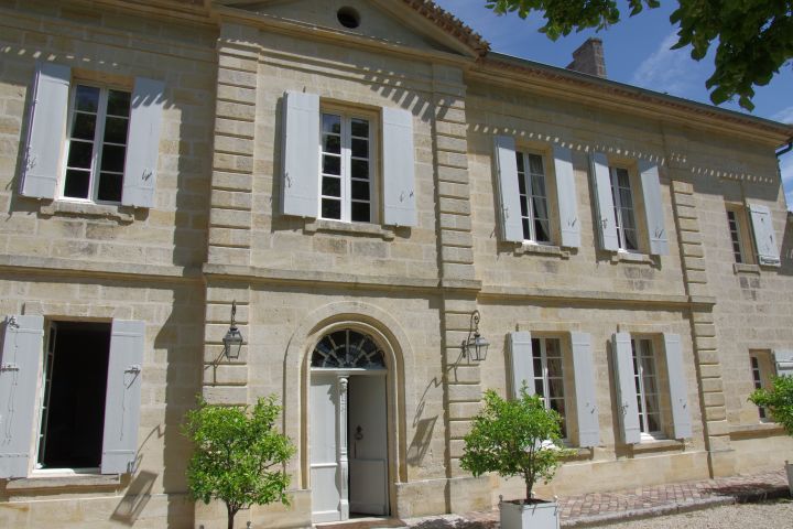 Saint-Émilion Private Half-Day Wine Tour From Bordeaux image