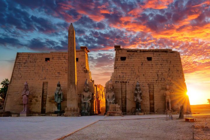 Luxor Top Tours Visit East and West Nile Banks Attractions image