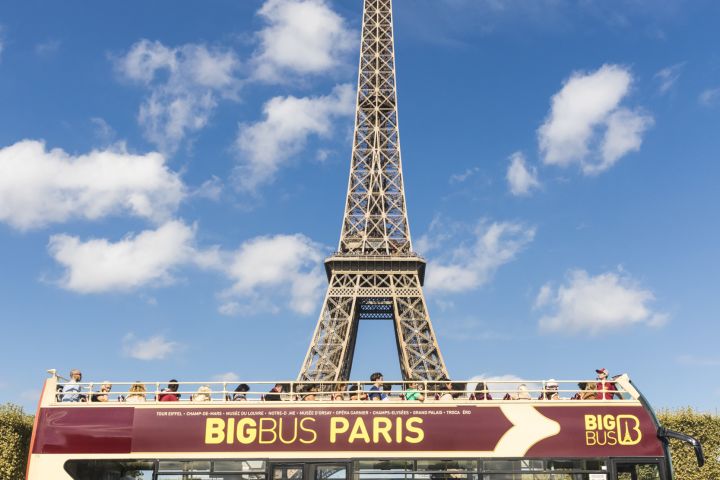 Discover Paris: 24hr Hop-On Hop-Off Sightseeing Bus Tour image