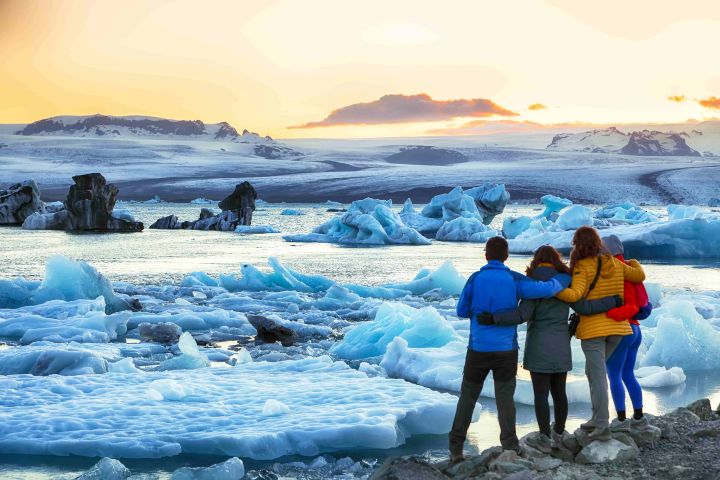 Private Bespoke Glacier Lagoon Tour image