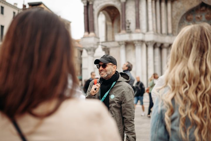 Private Milan Guided Tour: Fashion, History & Aperitivo image