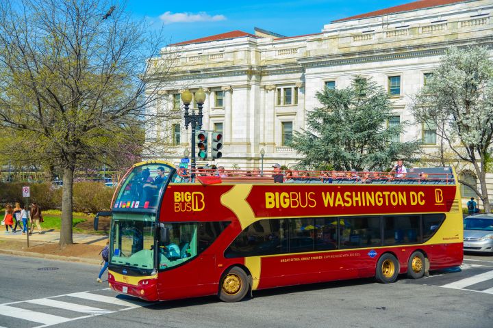 Explore Washington DC: 3-Day Ticket and Monuments Water Taxi image