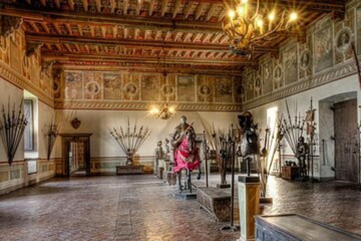 Private Tour : Medival romantic & misteries tour -Odescalchi castle image