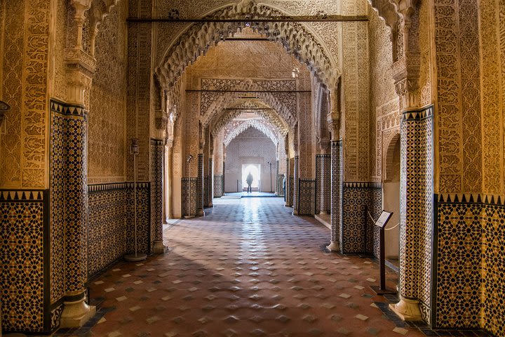 Alhambra: Small Group Tour with Local Guide & Admission image