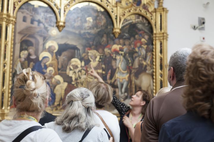 Florence: Vasari Corridor and Uffizi Gallery Guided tour image