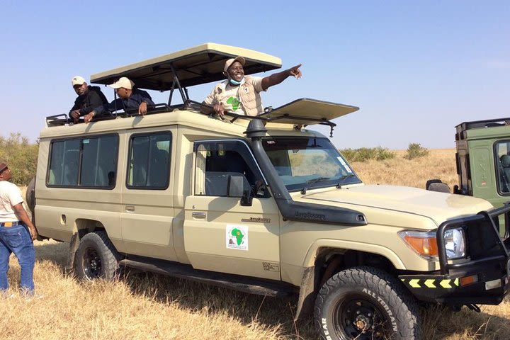 Nairobi National Park Half-Day Tour; Free Wi-Fi connection image