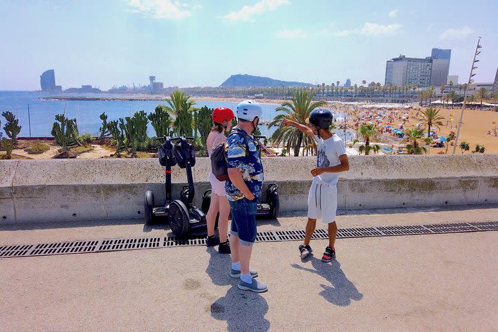 Live-Guided ❤️Barcelona Segway Tour❤️ image