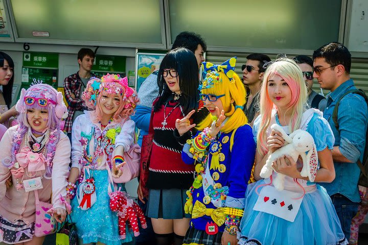 Harajuku Colourful Tour: food, drinks and sweets image