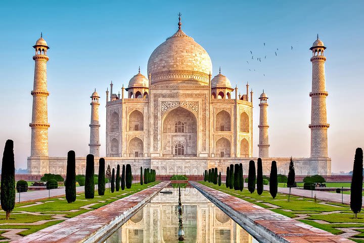 Same Day Taj Mahal Tour by Car From Jaipur image