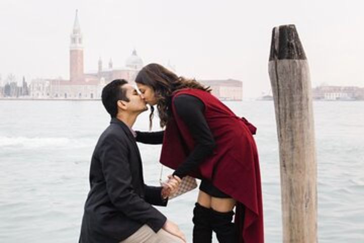 Engagement Film + Photography in Venice image