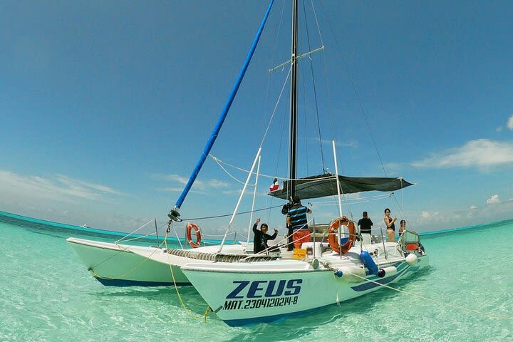 El Cielo reef by Catamaran with Beach Club  image