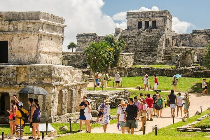 4x1 special offer! 4 places in 1 day: Tulum, Coba, Cenote and Playa del Carmen  image