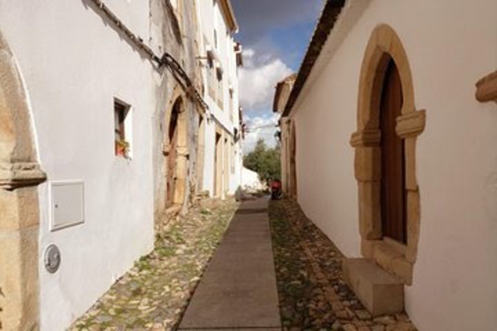 Sephardic Heritage: Castelo de Vide, Marvão, Portagem and Valência image