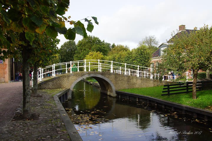 Giethoorn Private Tour from Amsterdam with Dutch Dike Sightseeing image