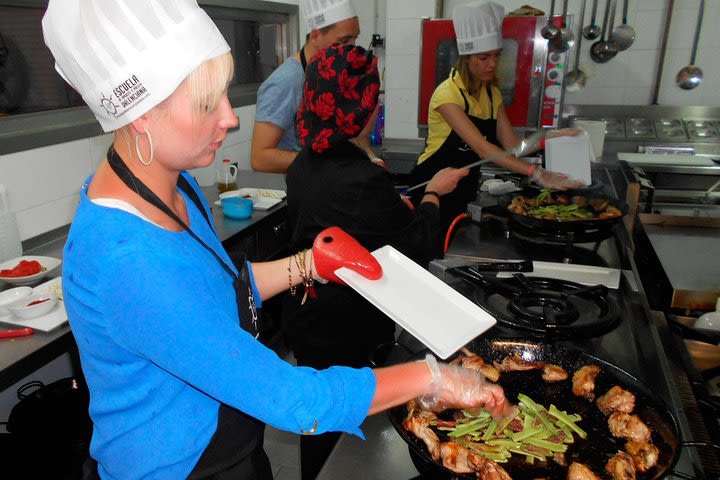 Panoramic City Tour of Valencia with Paella Cooking Class image