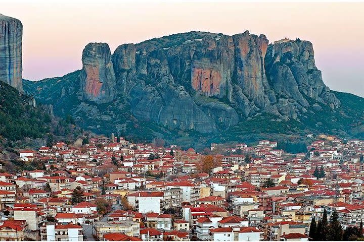 Meteora Tour 8seat 12hours image