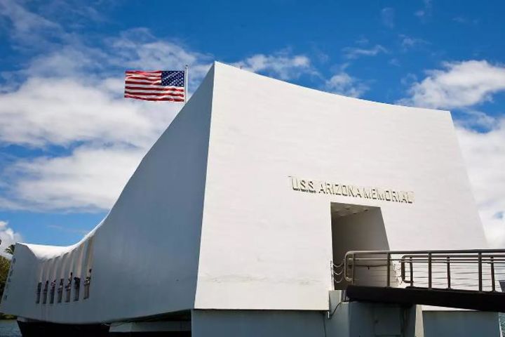 The Complete Pearl Harbor Tour Experience With Lunch image