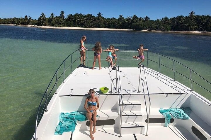 Small Group Snorkeling and Boat Tour in Punta Cana with Fresh Seafood image