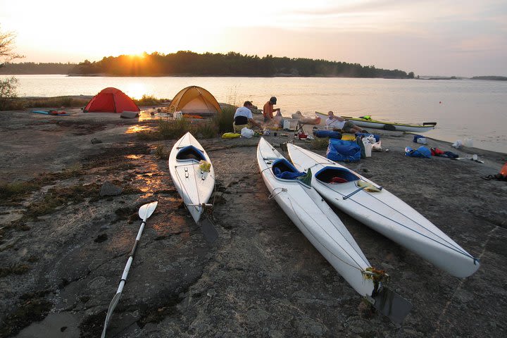 3-Day Stockholm Archipelago Kayaking and Camping Tour image