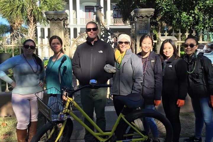 New Orleans French Quarter and Garden District Bike Tour image