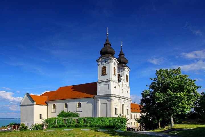 Private Guided Balaton Area Tour: Hévíz, Keszthely, Badacsony image