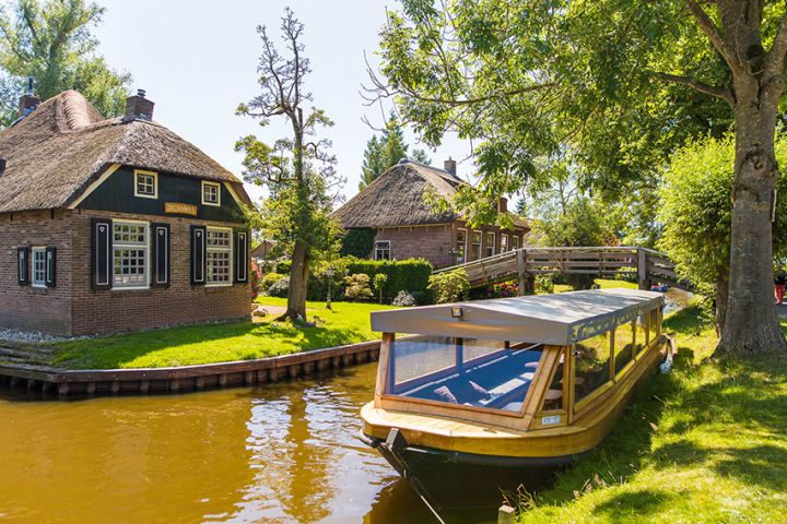 Giethoorn Tour image