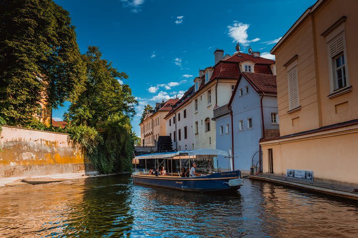 Prague Boats 1-hour Devil's Channel Cruise image