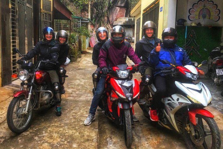 4 days discover Dong Van Karst Plateau Geopark by motorbikes image