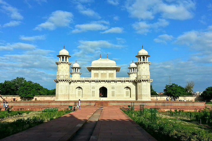 3 Days Golden Triangle Tour- Delhi - Agra - Jaipur image