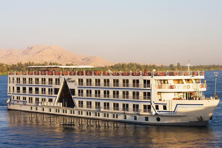 nile cruise image