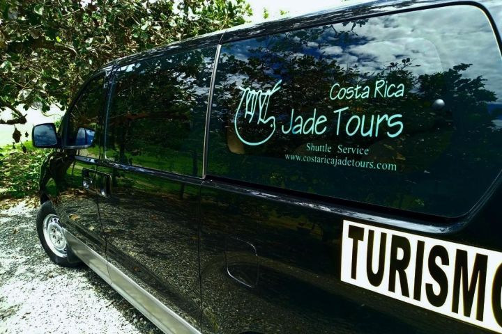 Private Transfer from San José Airport to Manuel Antonio image