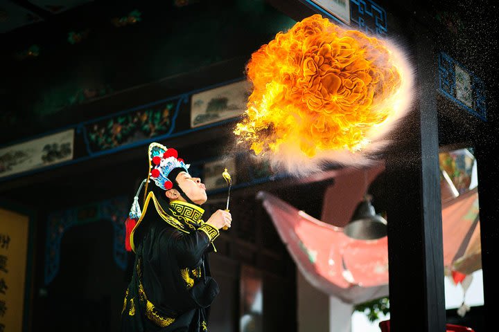 Skip the Line: Sichuan Opera Chengdu Ticket image