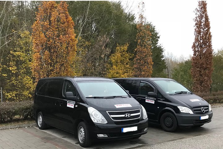 Private Transfer from Budapest Airport to the city - arrival image