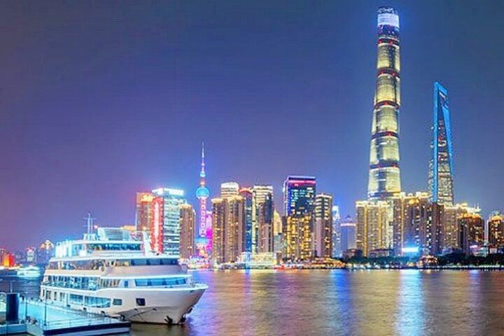 Half Day Private Tour: The Shanghai Evening Adventure w/Huangpu River Cruise image