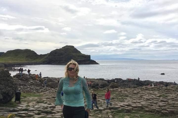 Private Guided Tour Giant's Causeway Game of Thrones Rope Bridge From Belfast image