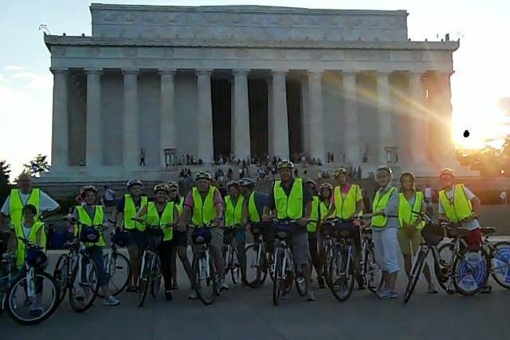 Washington DC Sites at Night Bike Tour image