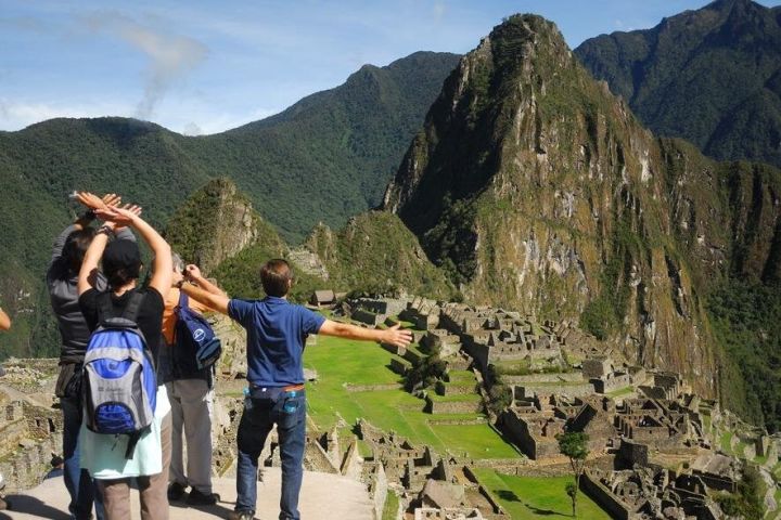 6-Day Peru Adventure: Lima, Cusco & Machu Picchu image