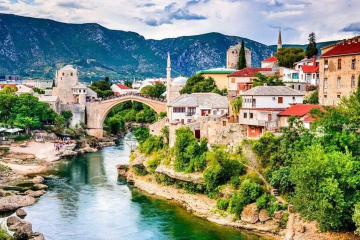 Private transfer from Dubrovnik to Split with stop in Mostar (Bosnia) image