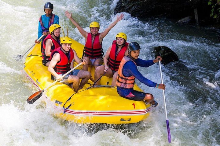 Whitewater Rafting 5 KM Only image